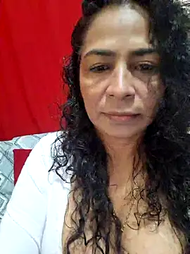 Snapshot of floresblancas chatting on 07.16.26 floresblancas online show from 07.16.26