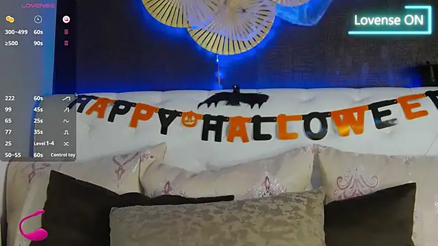 Snapshot of BellaKarma chatting on 10.31.25 BellaKarma online show from 10.31.25