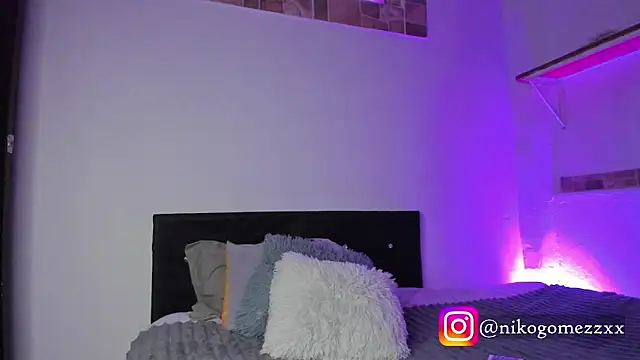 Snapshot of max_valiant1 chatting on 10.11.25 max valiant1 online show from 10.11.25