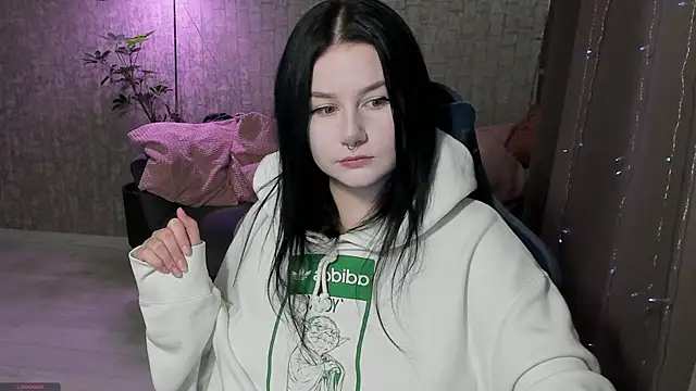 AlinaGreeeen online show from 09.14.25
