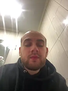 Snapshot of LuckyGirlfriends chatting on 02.22.26 LuckyGirlfriends online show from 02.22.26