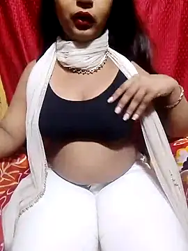 Snapshot of Babe_Doll04 chatting on 09.19.25 Babe Doll04 online show from 09.19.25