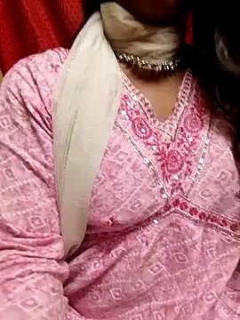 Snapshot of Babe_Doll04 chatting on 10.25.25 Babe Doll04 online show from 10.25.25