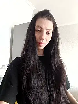 Snapshot of Princessa99885 chatting on 03.18.26 Princessa99885 online show from 03.18.26