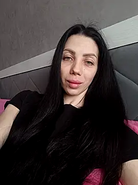 Snapshot of Princessa99885 chatting on 03.27.26 Princessa99885 online show from 03.27.26