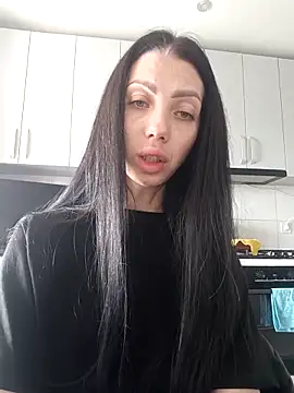 Snapshot of Princessa99885 chatting on 05.15.26 Princessa99885 online show from 05.15.26