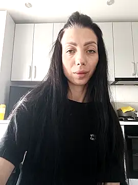 Snapshot of Princessa99885 chatting on 05.19.26 Princessa99885 online show from 05.19.26