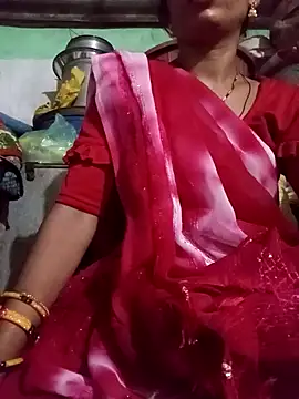 Snapshot of MISS_LOVE_001 chatting on 09.30.25 MISS LOVE 001 online show from 09.30.25