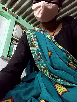 Snapshot of MISS_LOVE_001 chatting on 10.10.25 MISS LOVE 001 online show from 10.10.25