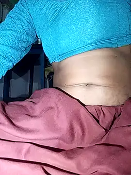 Snapshot of MISS_LOVE_001 chatting on 10.24.25 MISS LOVE 001 online show from 10.24.25