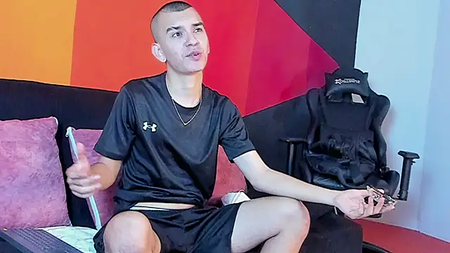 RowanCley online show from 09.26.25