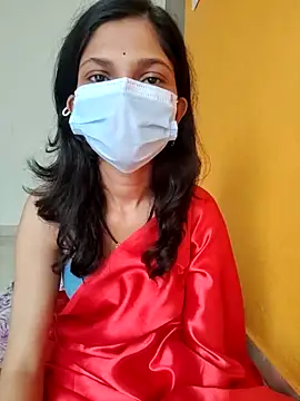 Shivani2002 online show from 11.25.25