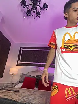 Snapshot of Mister_Obsession chatting on 11.15.25 Mister Obsession online show from 11.15.25