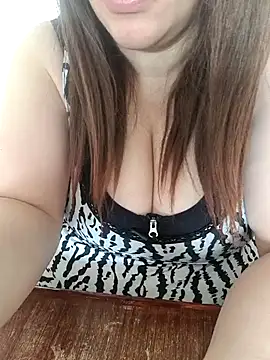 Snapshot of Madam-bezoul- chatting on 01.17.26 Madam-bezoul- online show from 01.17.26