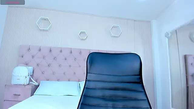 MadisonSky  online show from 10.31.25