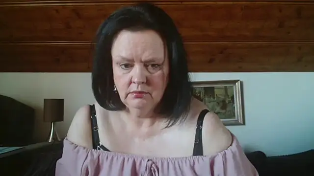 TiffanyMature online show from 10.03.25