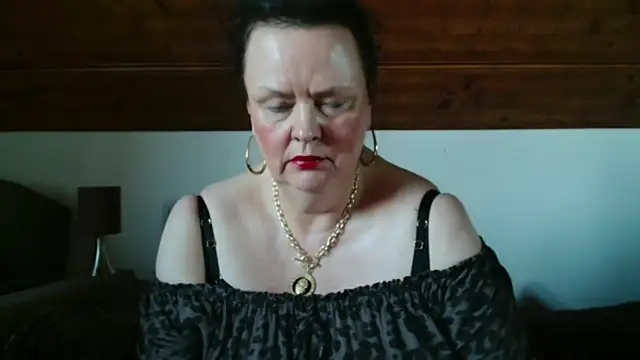 TiffanyMature online show from 11.07.25