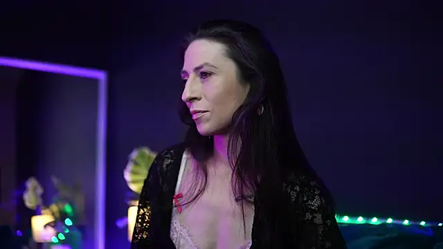 RubyRosa online show from 10.29.25