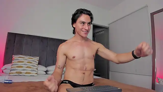 AlexanderHall online show from 10.01.25