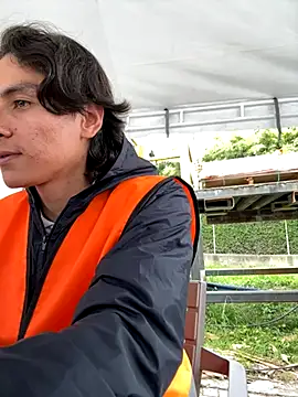 AlexanderHall online show from 11.04.25