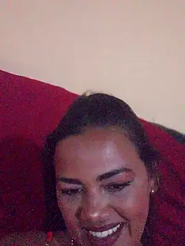 Snapshot of afroditaligh chatting on 10.07.25 afroditaligh online show from 10.07.25
