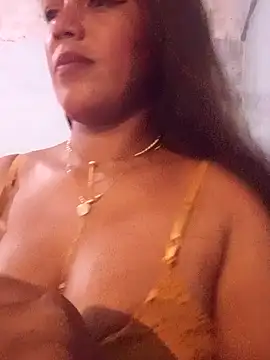 Snapshot of afroditaligh chatting on 10.17.25 afroditaligh online show from 10.17.25
