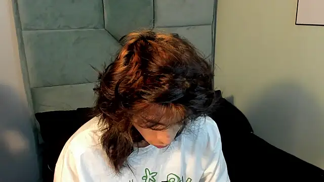 Dereck Manson online show from 11.06.25