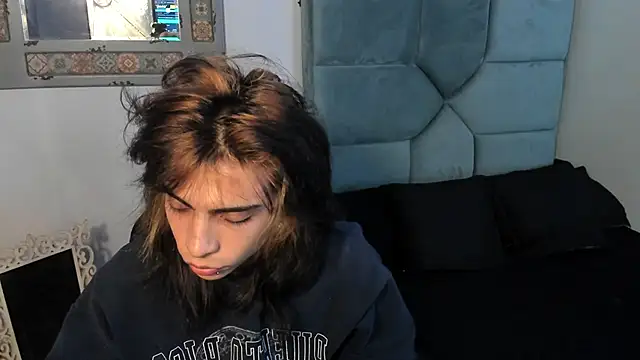 Dereck Manson online show from 11.10.25