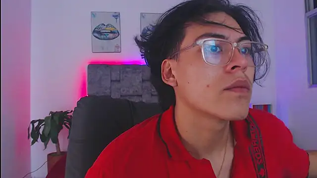 dirty model online show from 09.13.25