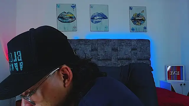 dirty model online show from 10.11.25