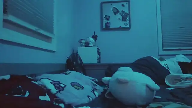 Snapshot of Liam_axel35 chatting on 09.15.25 Liam axel35 online show from 09.15.25