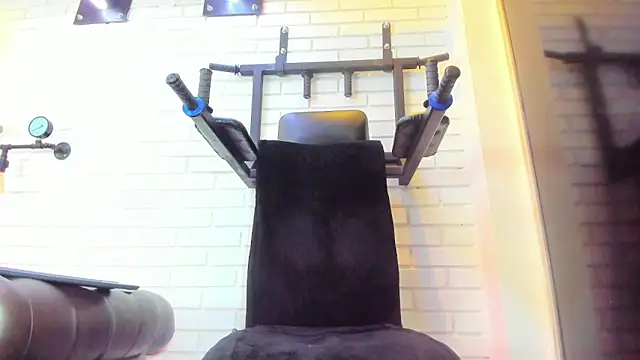 ItaloMoore online show from 12.03.25