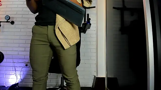 ItaloMoore online show from 02.16.26