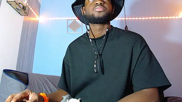 eebony stallion online show from 03.03.26