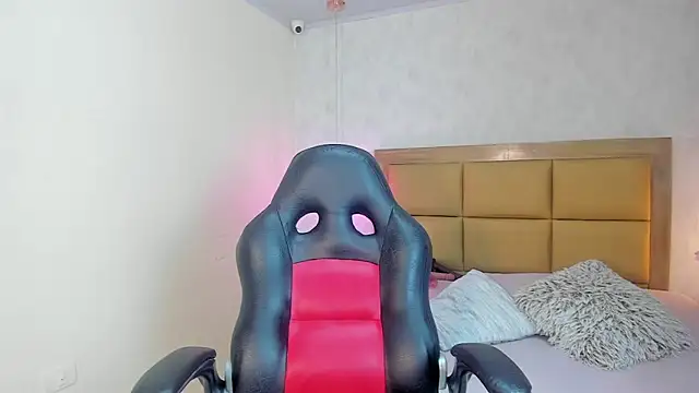 MELISSAROUGE online show from 02.26.26