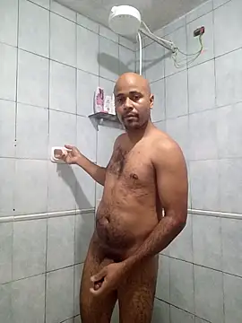 Snapshot of reisloko chatting on 11.11.25 reisloko online show from 11.11.25