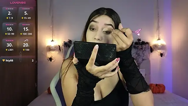 Snapshot of lila_min chatting on 10.04.25 lila min online show from 10.04.25