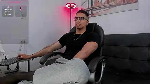 Dash Bukoski online show from 10.11.25