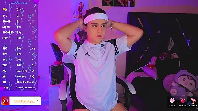 Snapshot of derek_greyy_ chatting on 02.19.26 derek greyy online show from 02.19.26