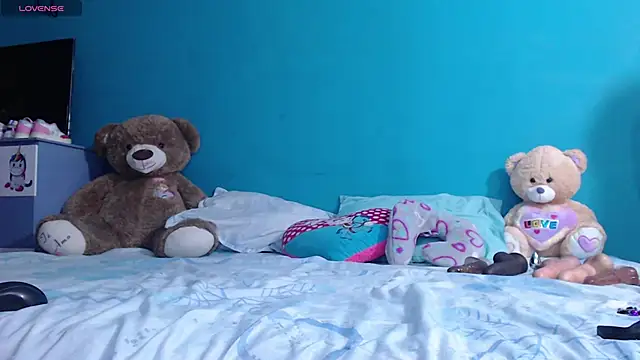 toxic sweet  online show from 09.30.25