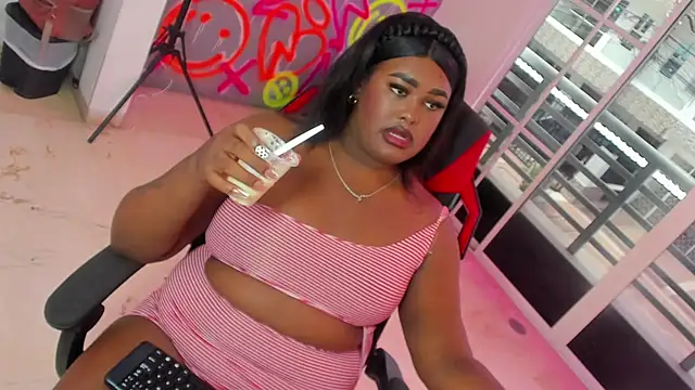  EvaRouse online show from 10.04.25