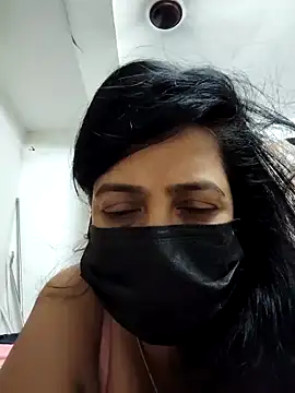 Shruti Bhabhi38 online show from 10.25.25