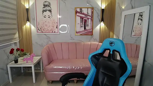 Jade Jones a online show from 10.15.25