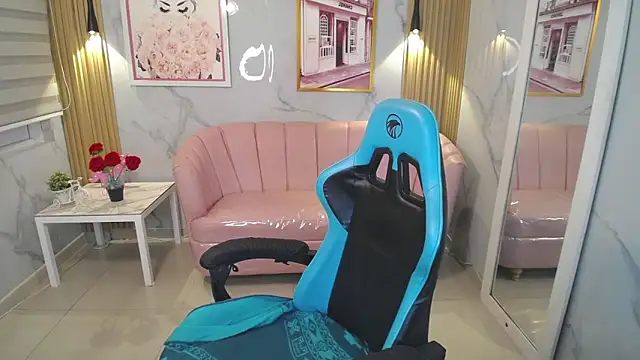 Jade Jones a online show from 11.15.25