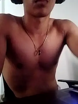 Snapshot of kjohn20 chatting on 11.08.25 kjohn20 online show from 11.08.25