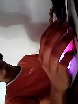 Snapshot of kjohn20 chatting on 11.14.25 kjohn20 online show from 11.14.25