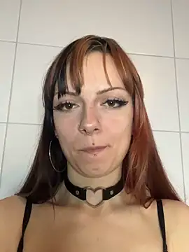 Snapshot of LilithKinkyDesire chatting on 04.06.26 LilithKinkyDesire online show from 04.06.26