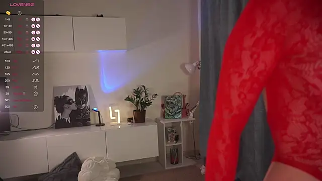 Oneo  online show from 10.20.25