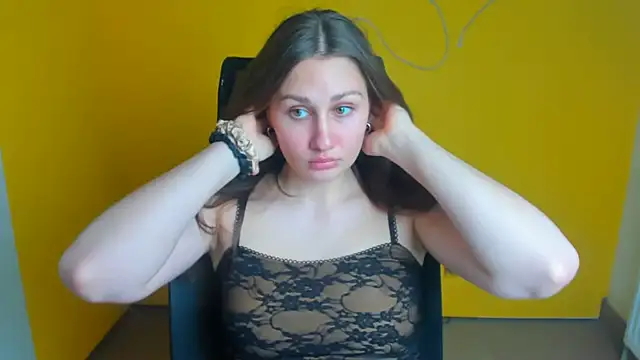 Snapshot of Stefanie_Sweet chatting on 04.23.26 Stefanie Sweet online show from 04.23.26