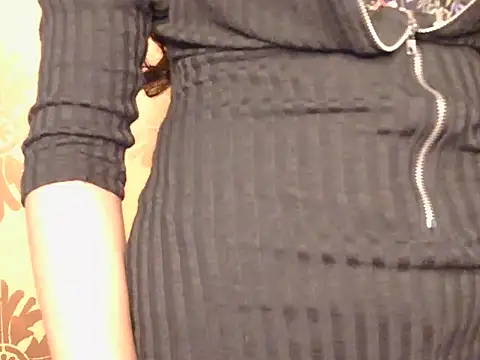 imaila18 online show from 10.02.25